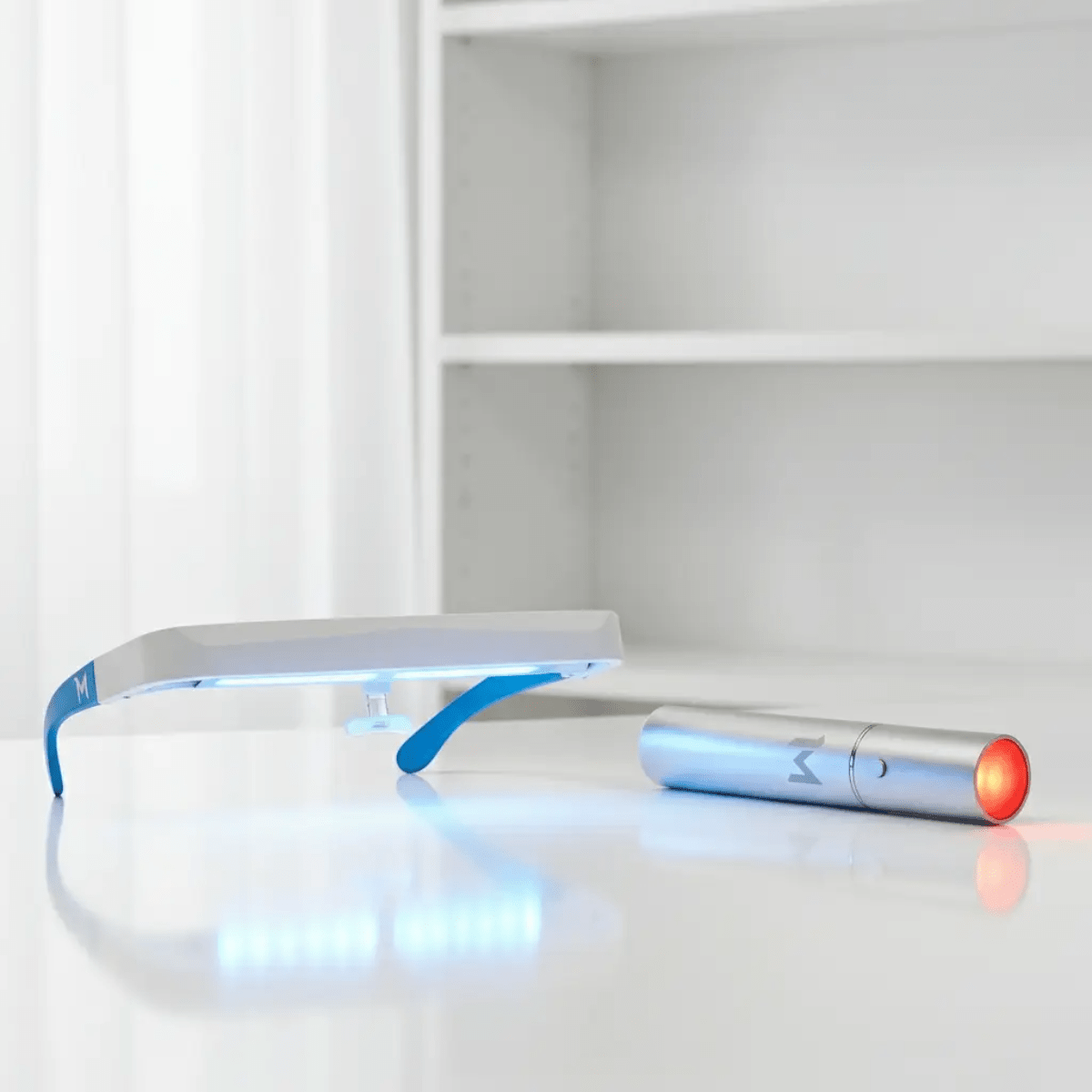 Mvolo Performance Boost Pack combineert rood- & infraroodlicht en stimulerend daglicht om focus, energie en herstel te verbeteren.